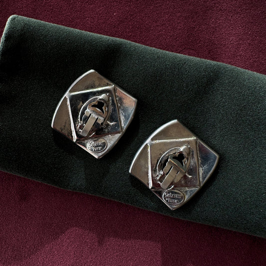 Lot 162: Vintage Clips Scherrer