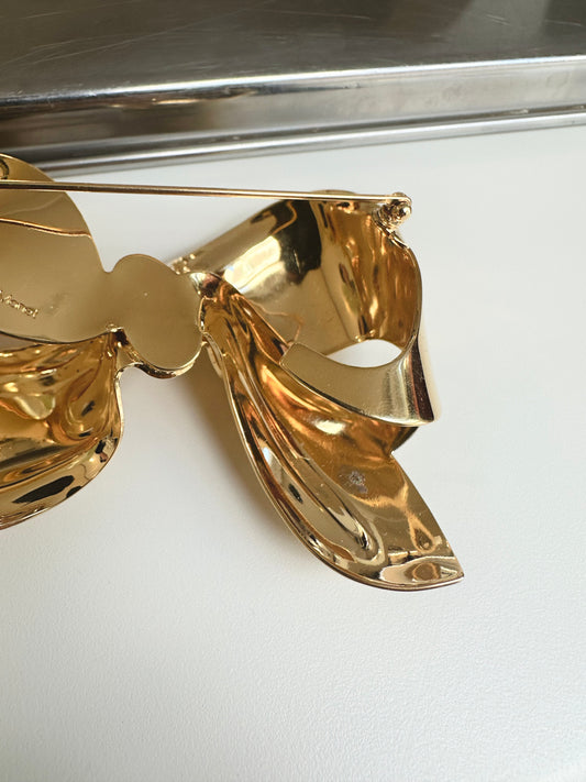 Lot 146: Vintage Bow Brooch