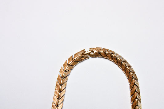 Lot 132: Vintage Wheat Necklace