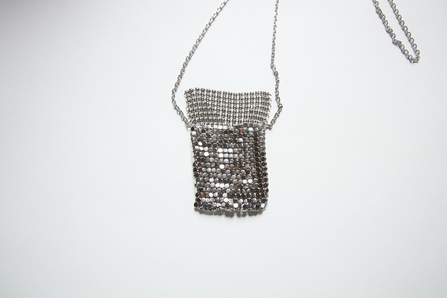 Lot 134: Mesh Silver Pendant