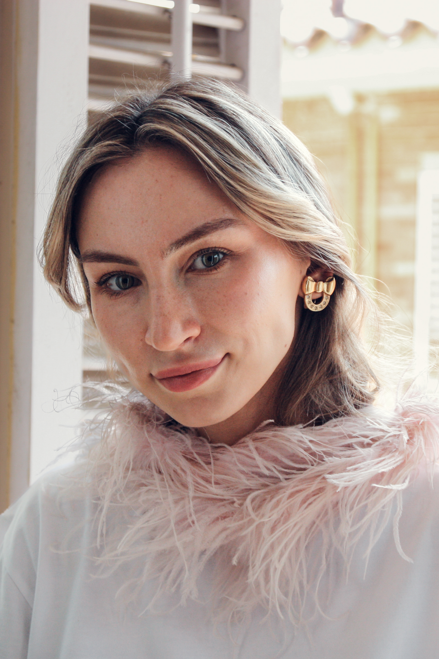 Lot 139: Vintage Nina Ricci Clips