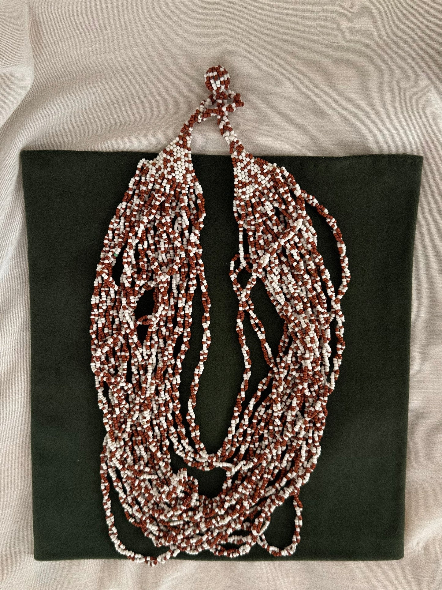 Lot 161: Beaded Necklace