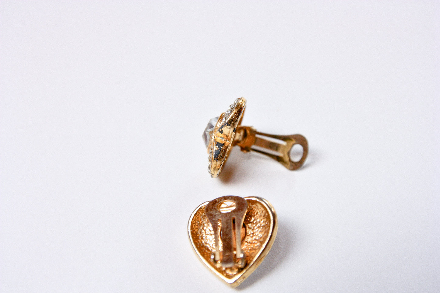 Lot 7: Heart-Shaped Clips