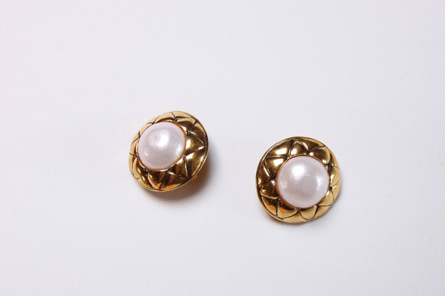 Lot 115: Vintage Faux Pearl Chanel Clips